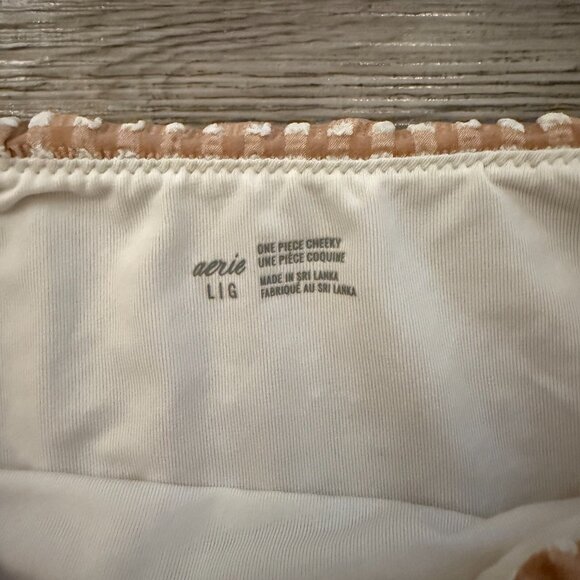 Aerie Cut Out One Piece - Picture 3 of 4